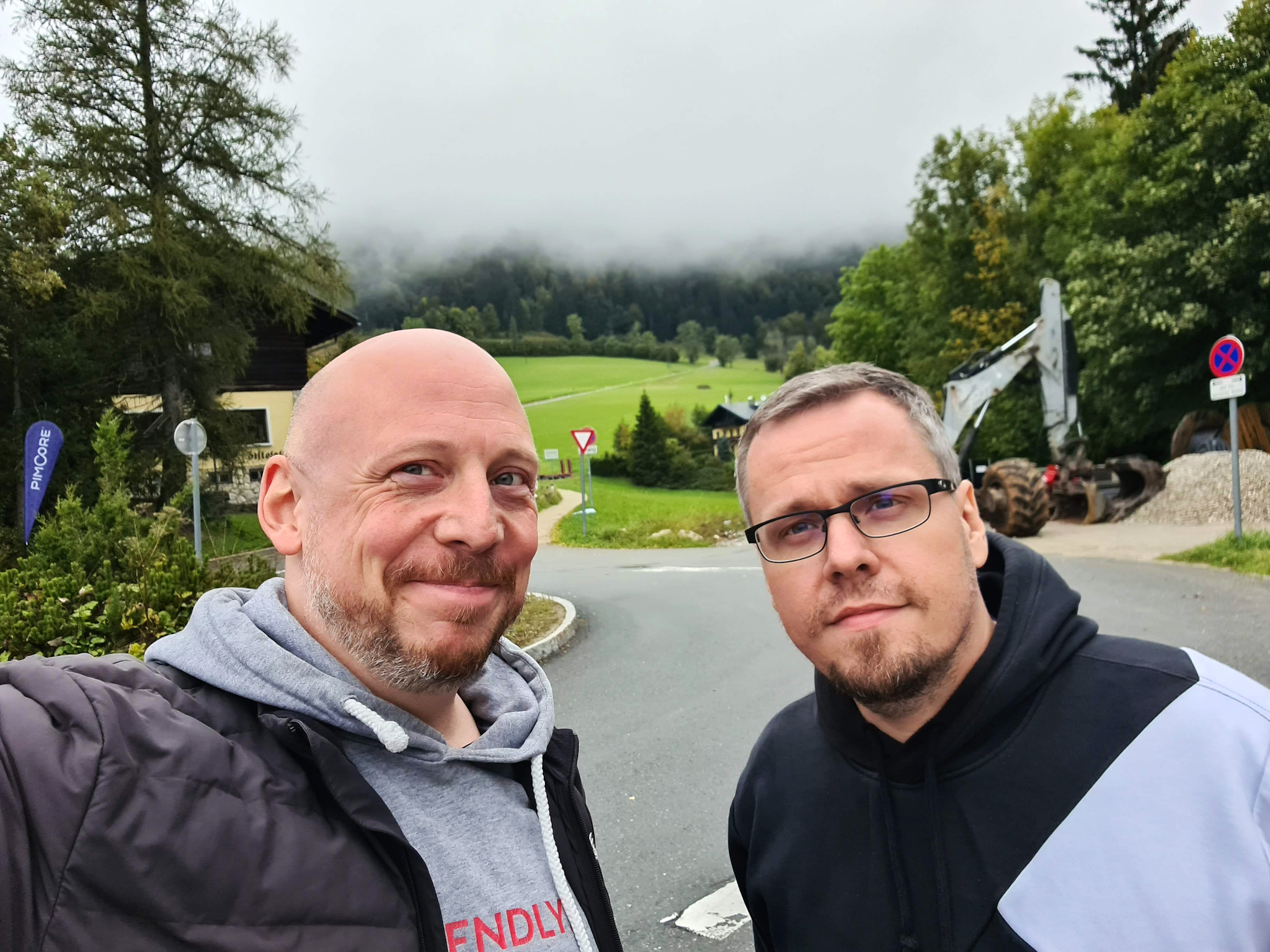 Marcel und Chris beim Pimcore Mountain Summit 2022